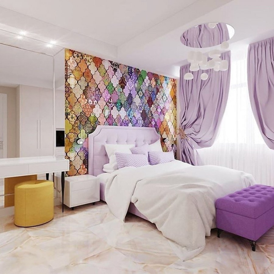 Спальня в ярких тонах