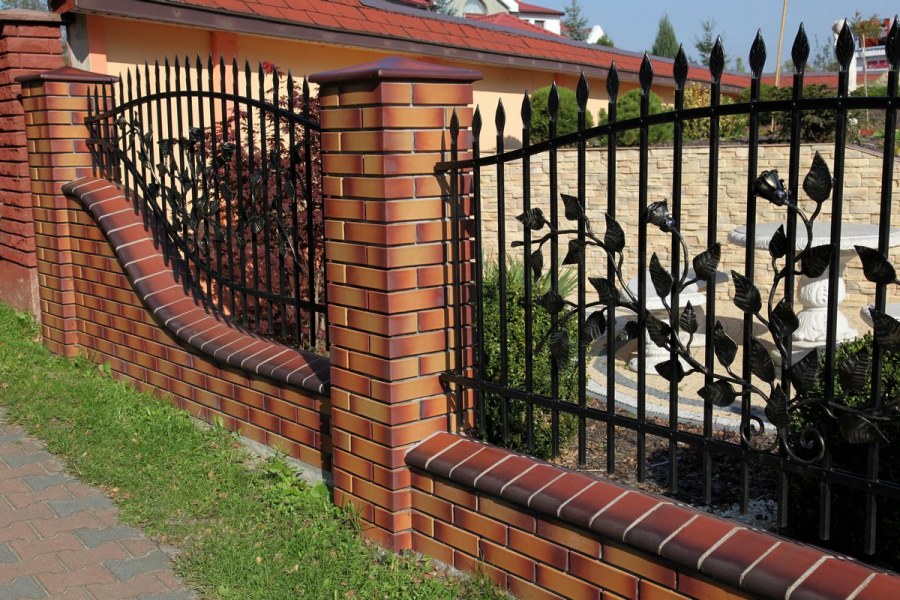 Дерево металлопрофиль откатные ворота