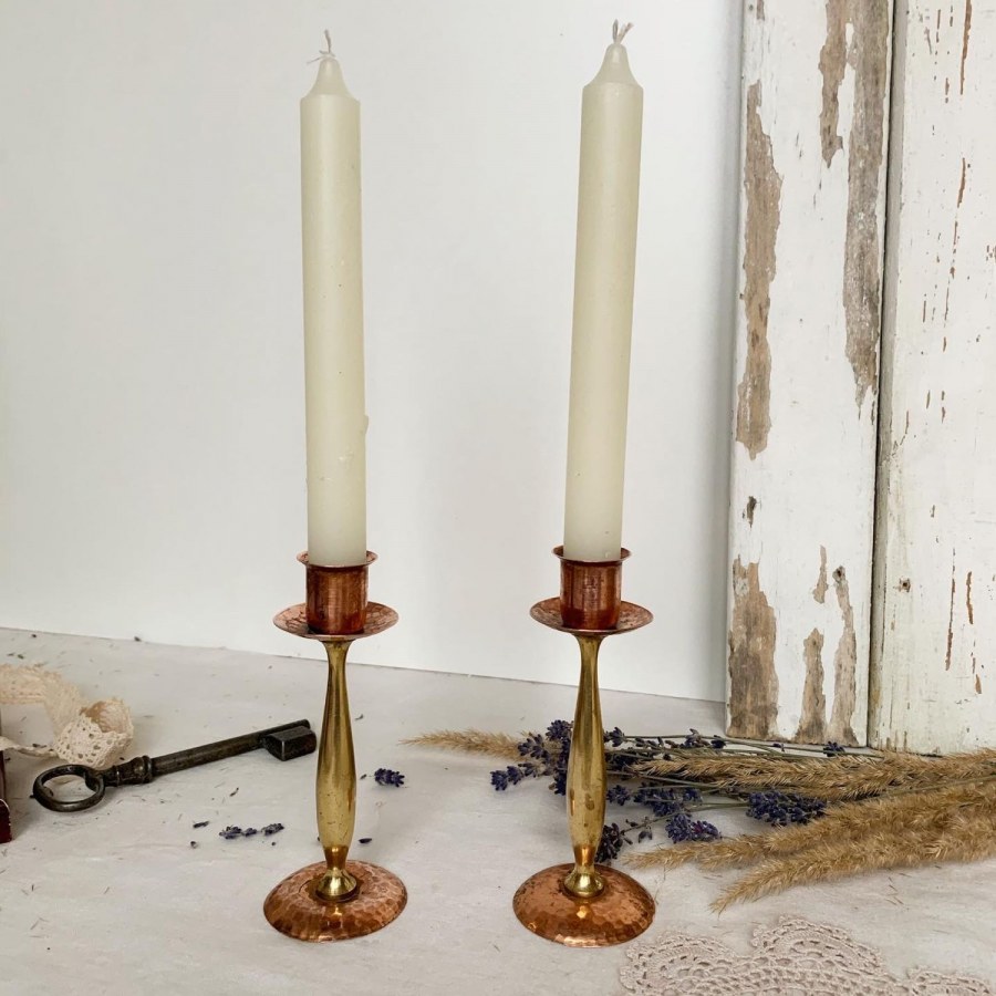 Медный подсвечник