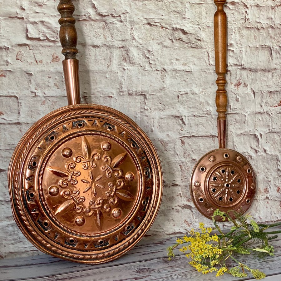 Декоративная медная сковорода