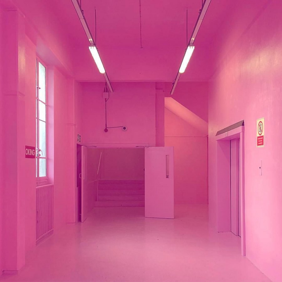 Ярко розовая Эстетика