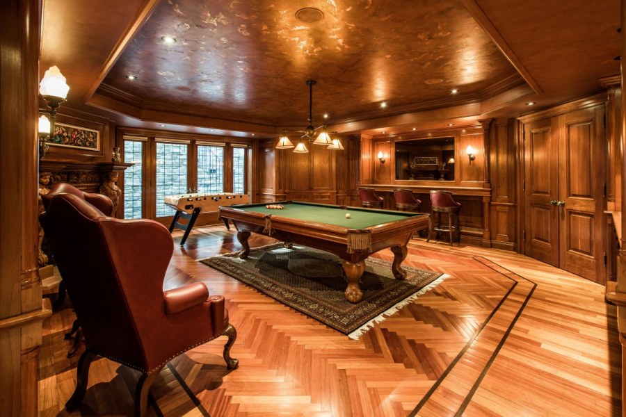 Бильярдная комната