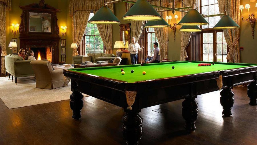 Биллиард в мансарде