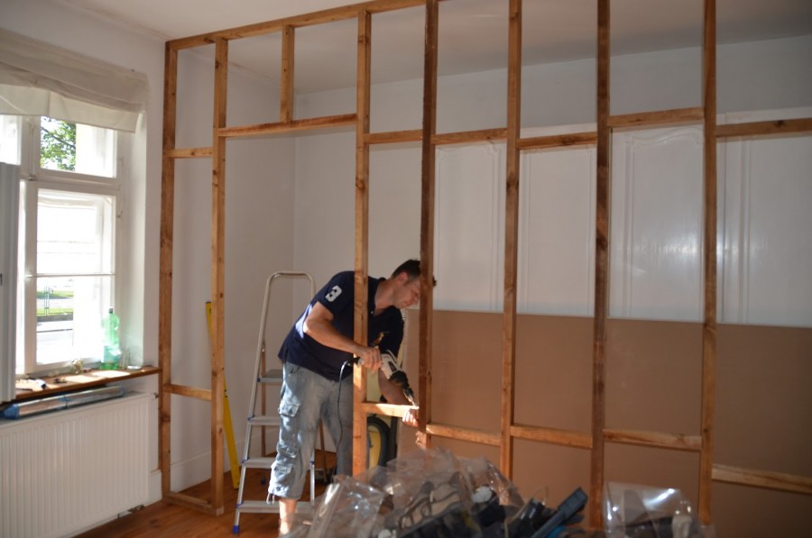 Каркас из брусков для перегородки