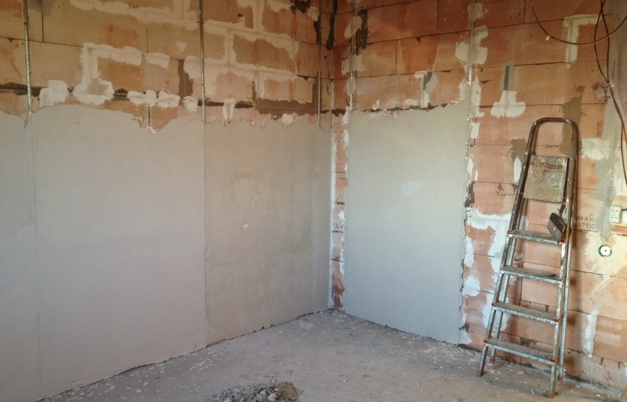 Штукатурка стен из газоблока