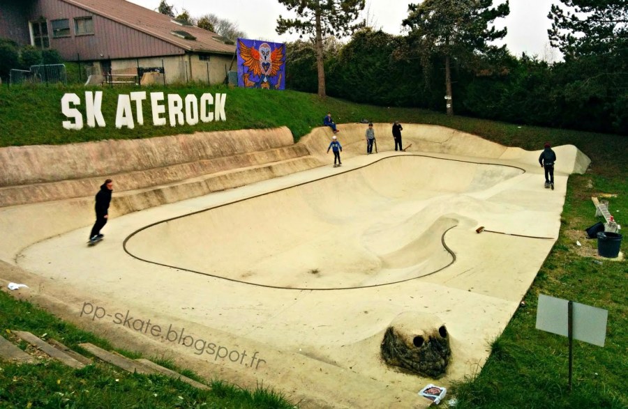 Скейт парк Сосновый Бор