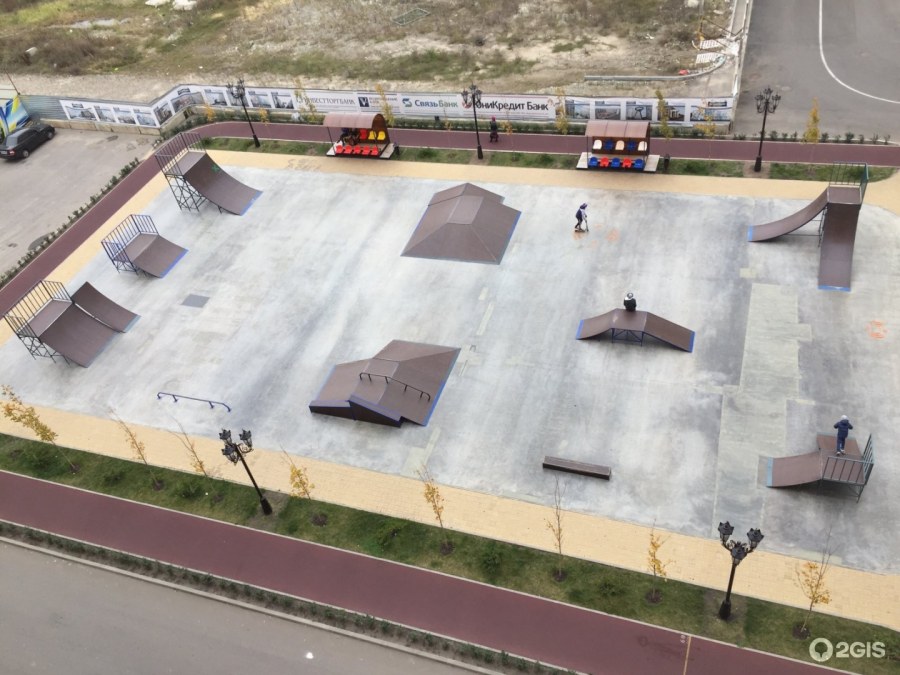 Площадь Ленина Курган скейт-парк