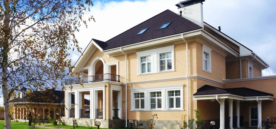 Фасад в классическом стиле