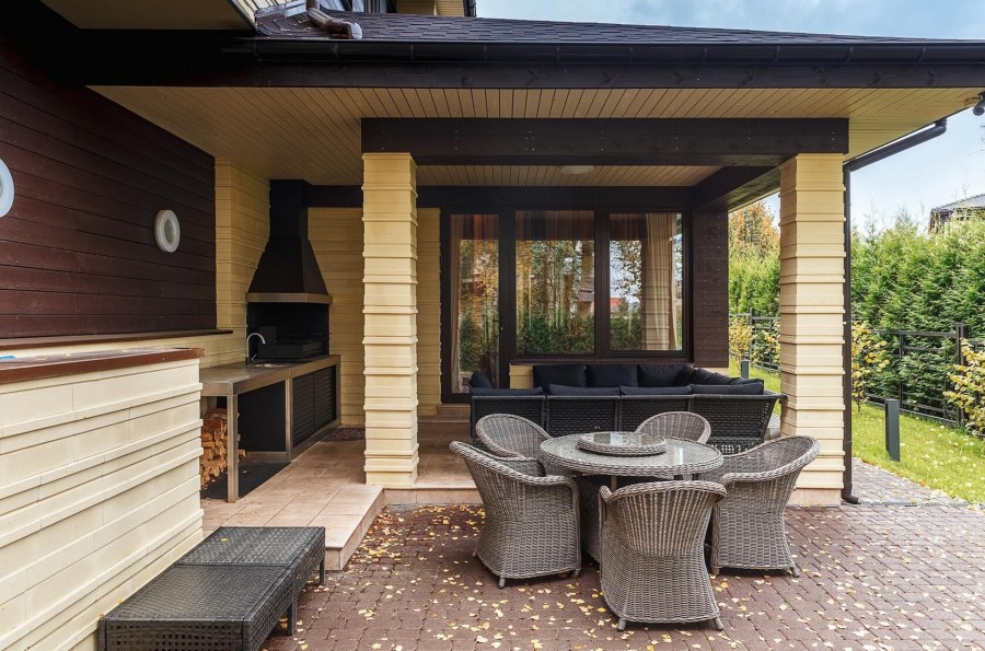 Терраса с мангальной зоной