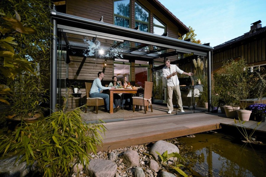 Дачи со стеклянной верандой и террасой