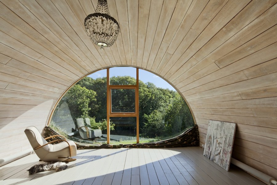 Домики с полукруглыми крышами