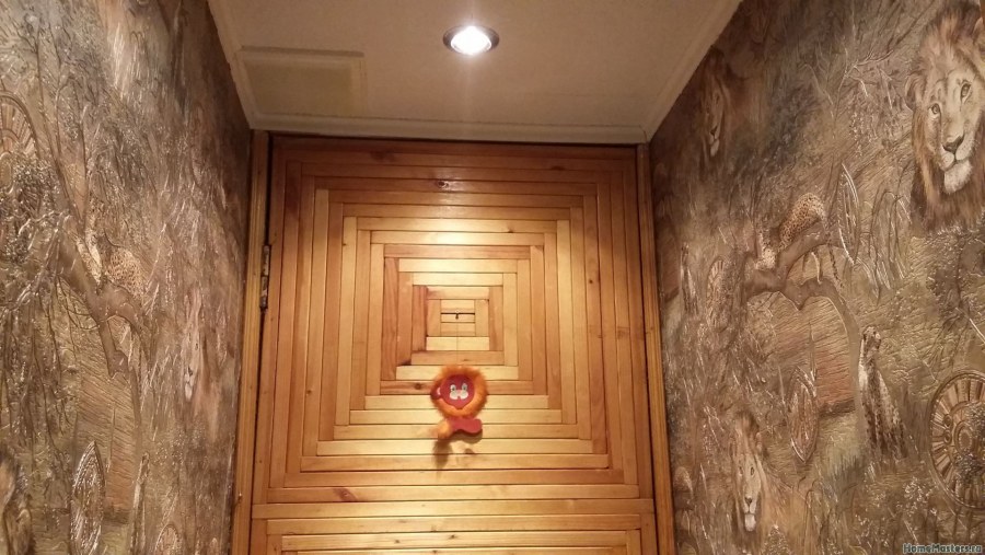 Жидкие обои для туалета в квартире