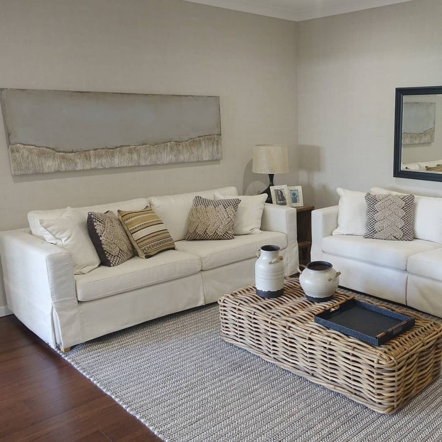 Два дивана в интерьере