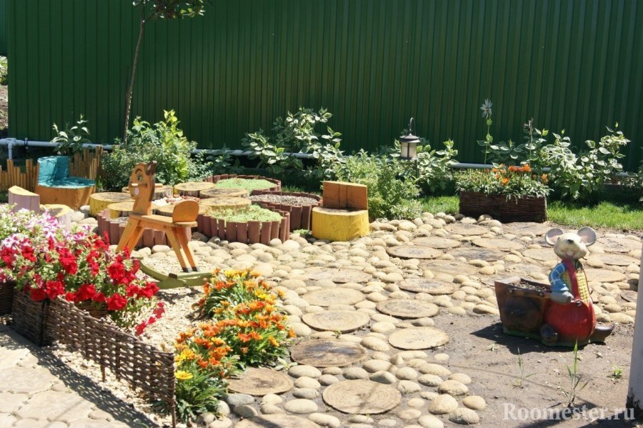 Украшение дачного участка