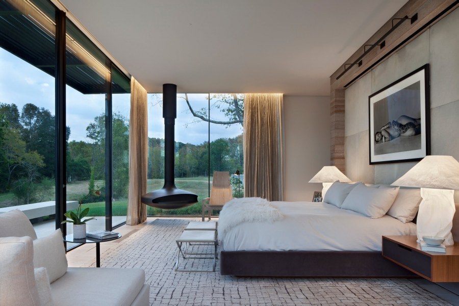 Панорамныеиокгна в спальне