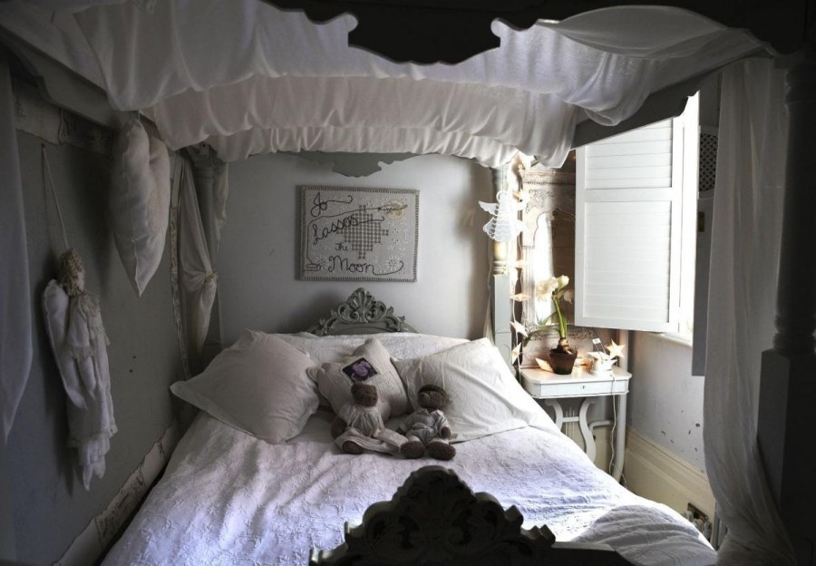 Маленькая спальня в винтажном стиле