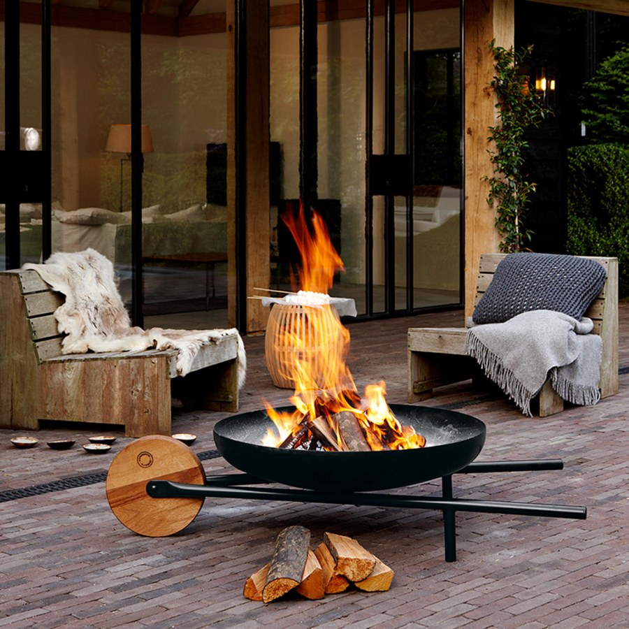 Бетонная площадка для барбекю