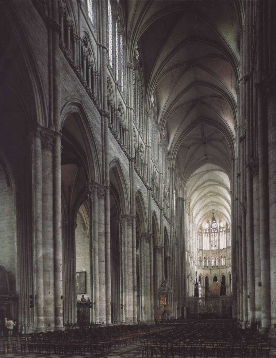 Амьенский собор изнутри