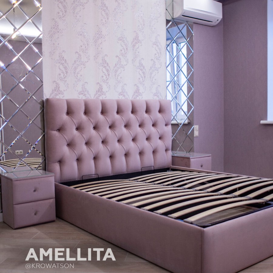 Кровать Виктория с каретной стяжкой квартет