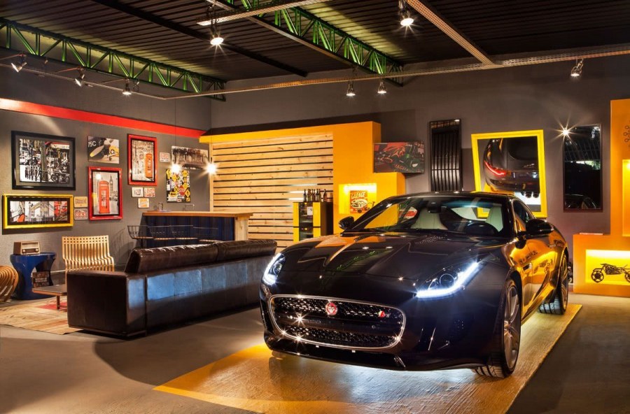 Гараж внутри