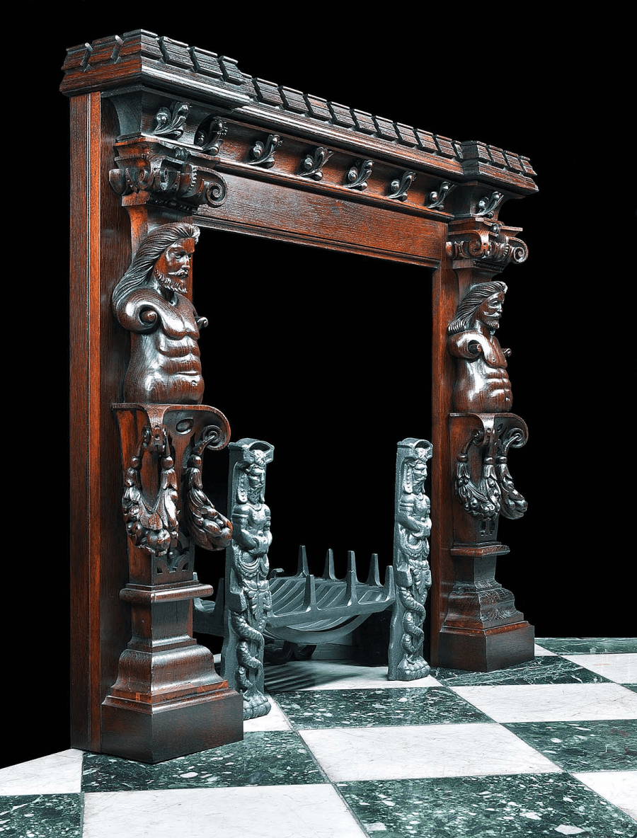 Камин в готическом стиле