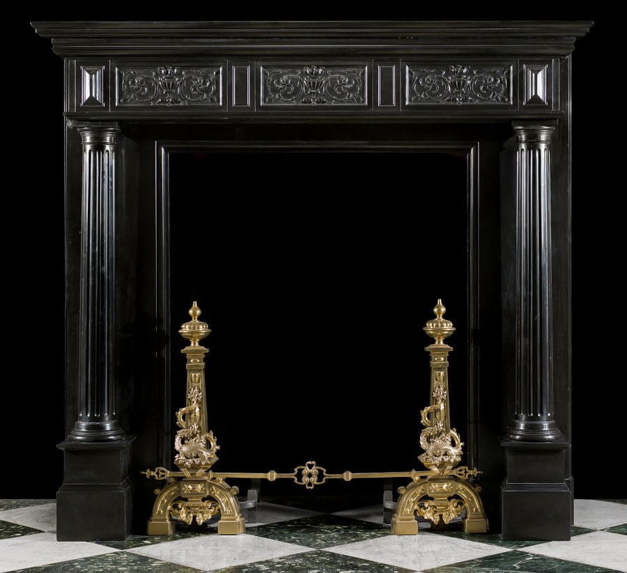 Камин в стиле Ренессанс