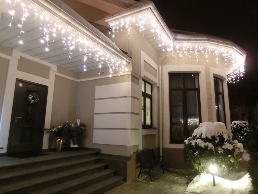 Украшение коттеджа