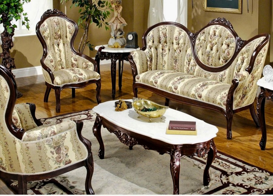 Викторианская козетка