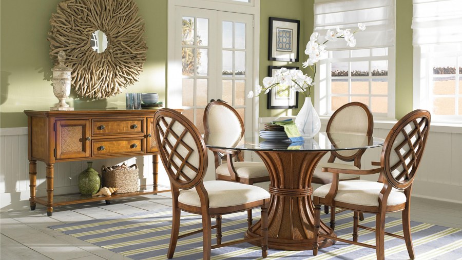 Винтажные столики в современном интерьере