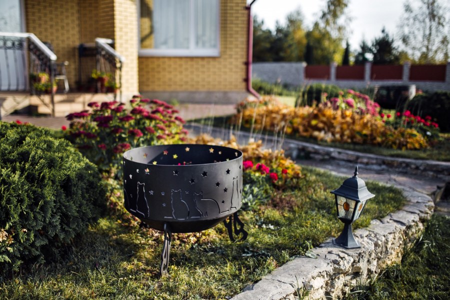 Мангал круглый металлический