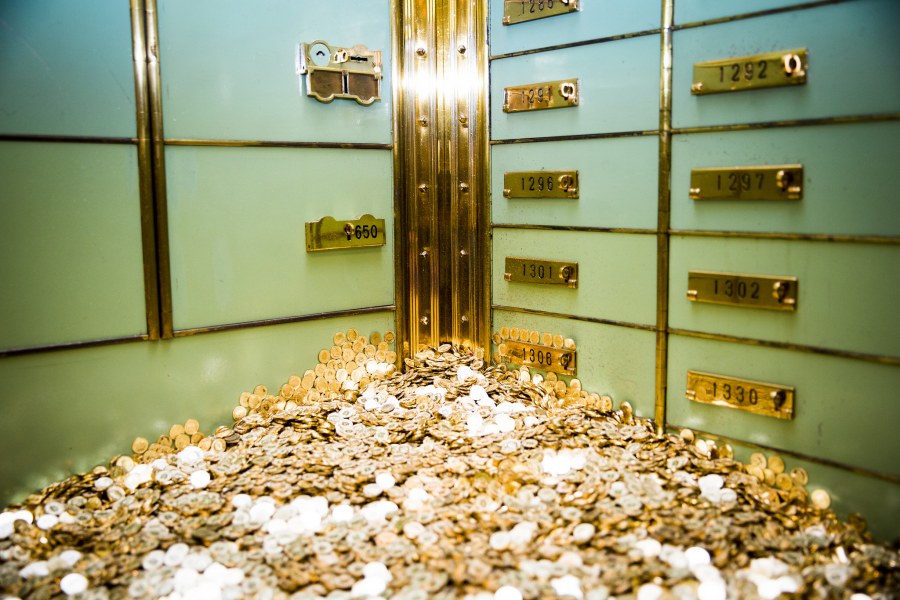 Хранилище денег в банке