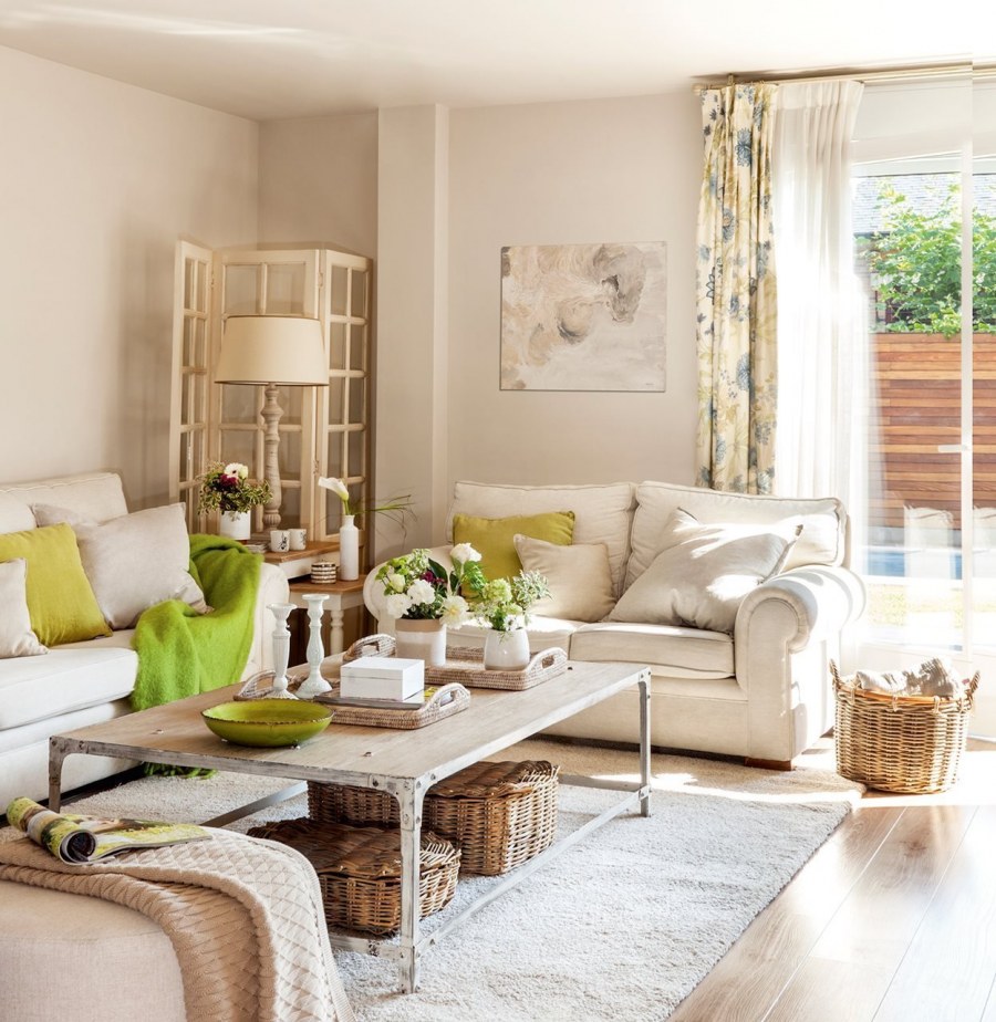 Уютная гостиная в зеленых тонах