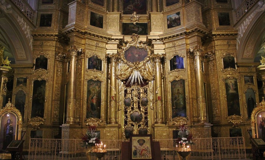 Храм Климента папы Римского в Москве