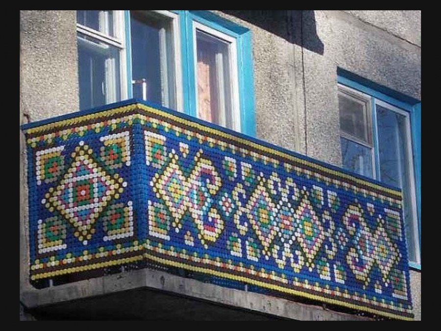 Мозаика из бутылочных пробок