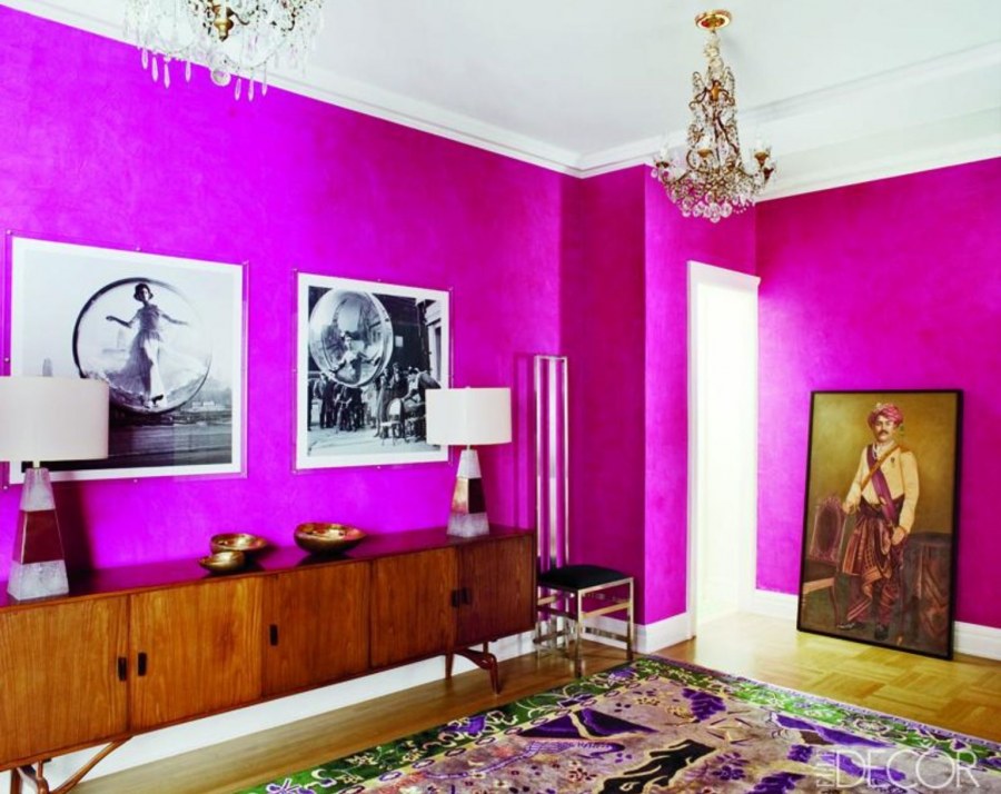 Стены цвета фуксии