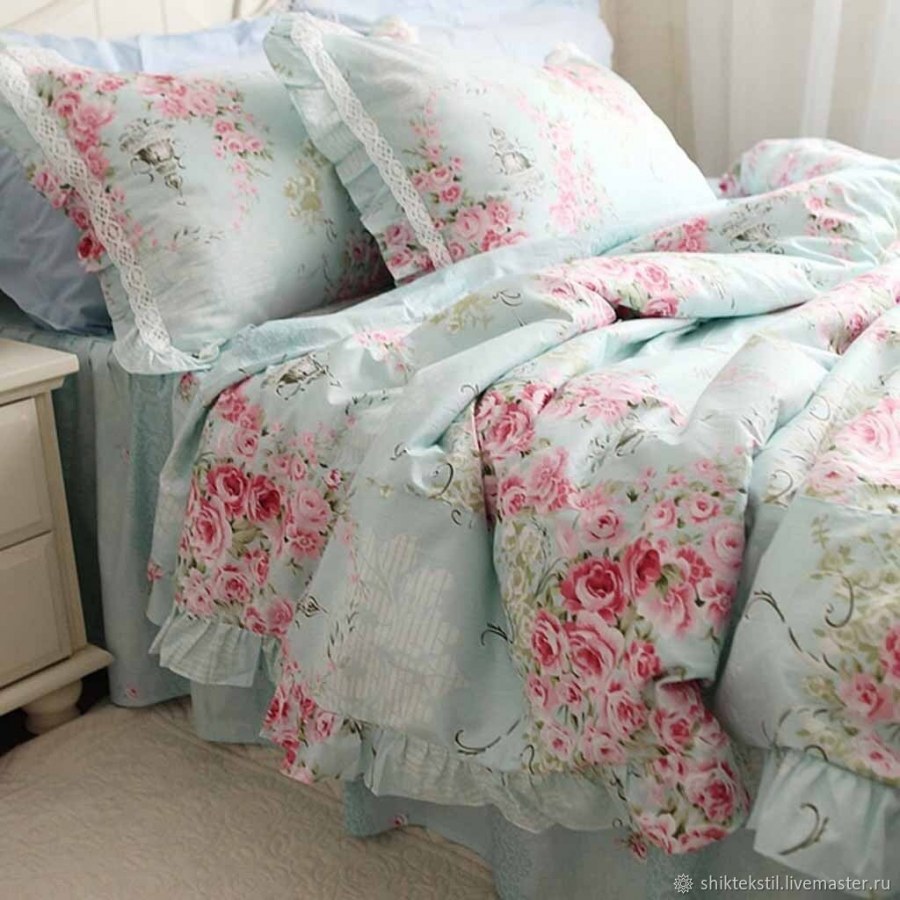 Постельное белье цвета слоновой кости