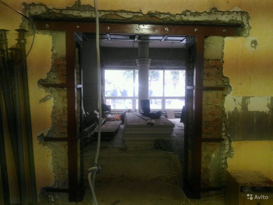 Вырубка проема в стене