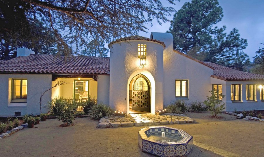 Средиземноморский стиль в архитектуре одноэтажных жилых домов