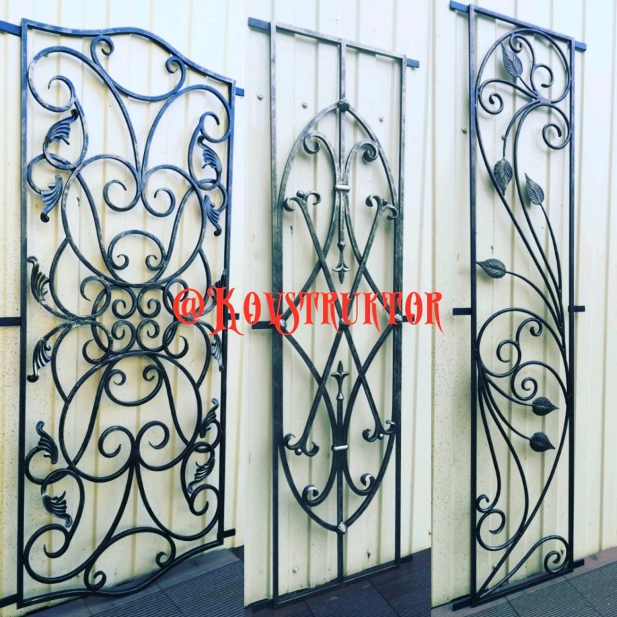 Кованое панно на фасад