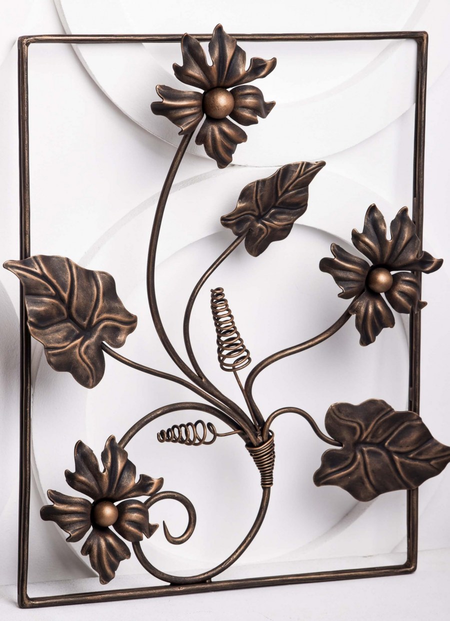 Декор на стену из металла