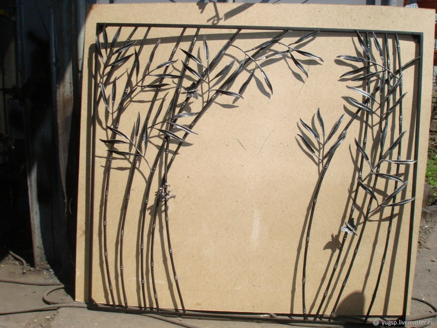 Ковка бамбука из металла