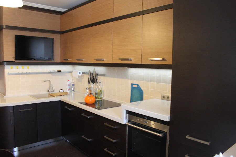 Кухня низ венге верх светлый