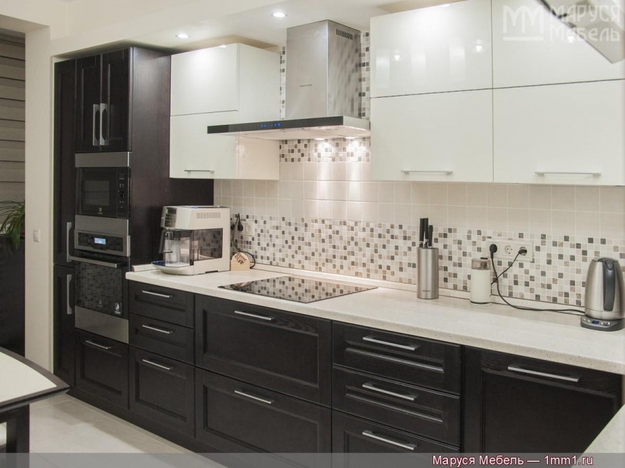 Фасад кухни низ венге верх светлый