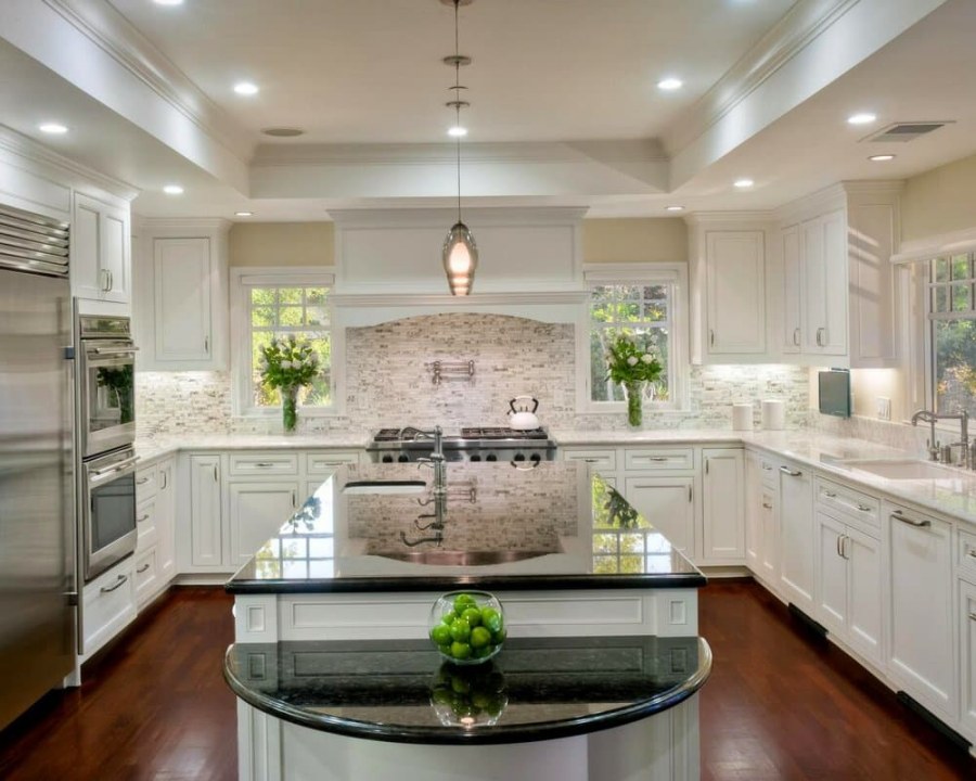 Красивые большие кухни