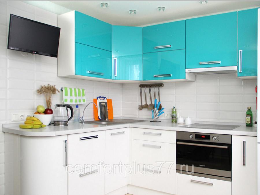 Бирюзовая угловая кухня