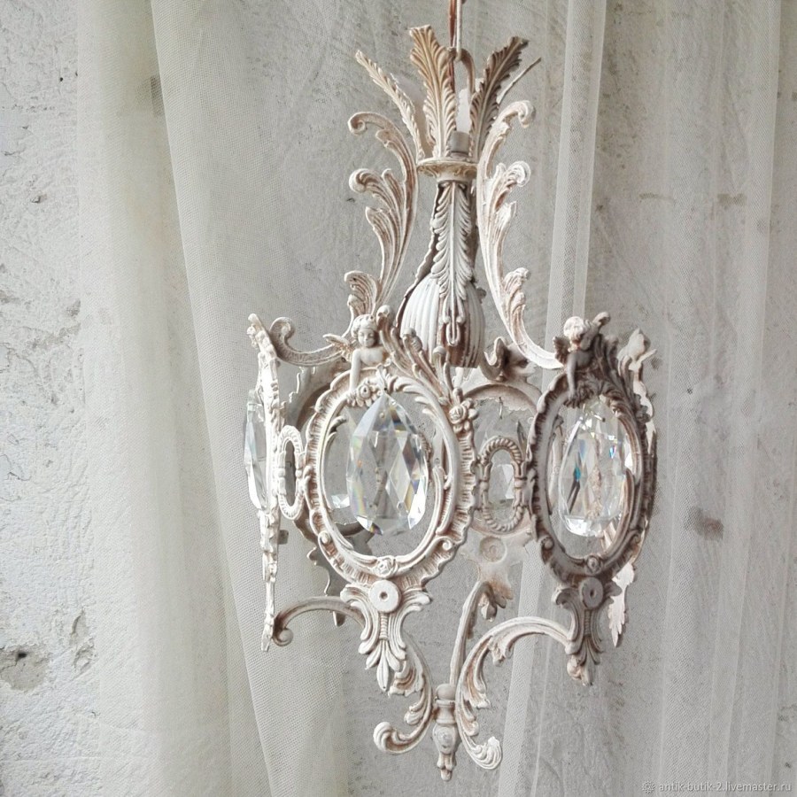 Старинные люстры