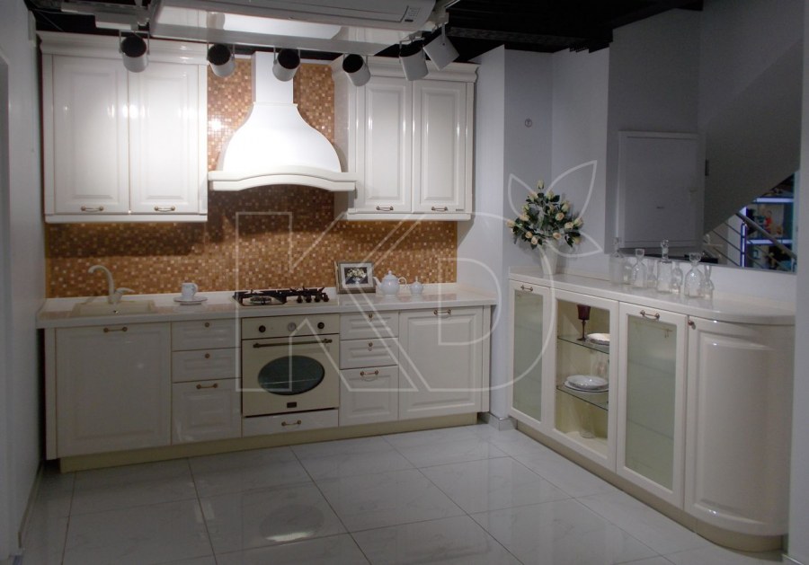 Генрих кухонный двор