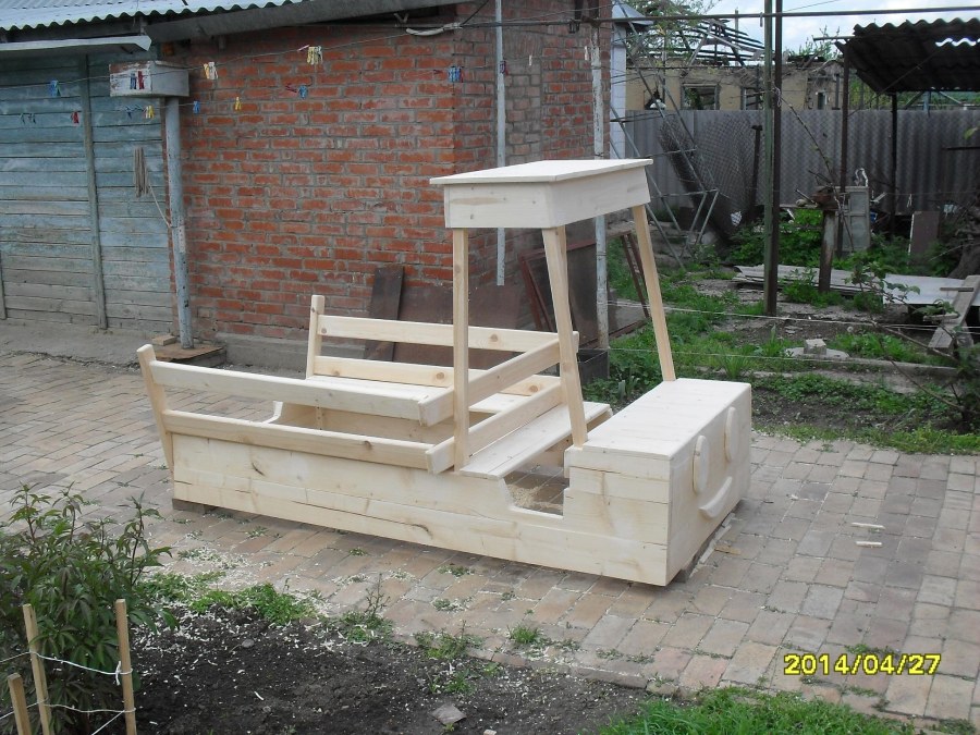 Автомобиль из фанеры