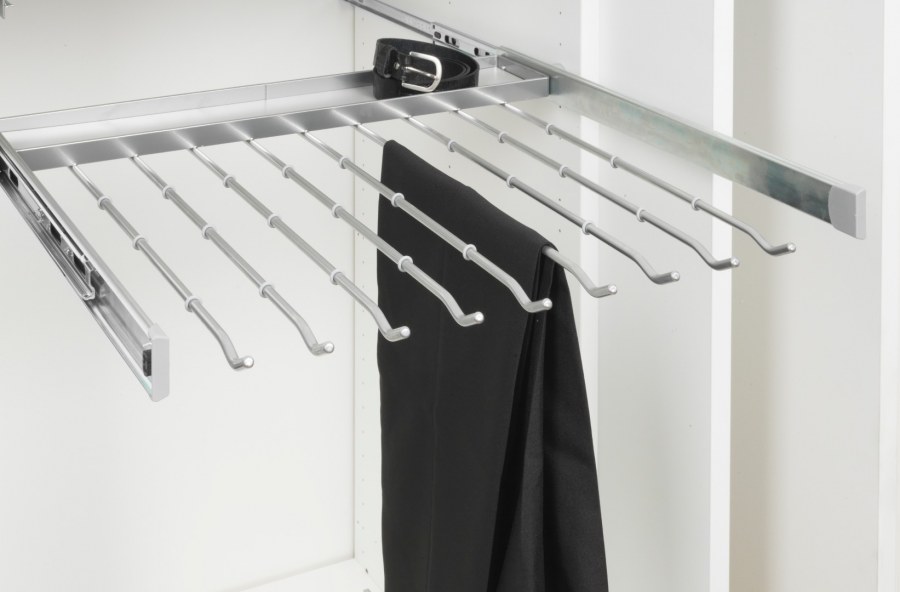 Выдвижной держатель для брюк Pelly