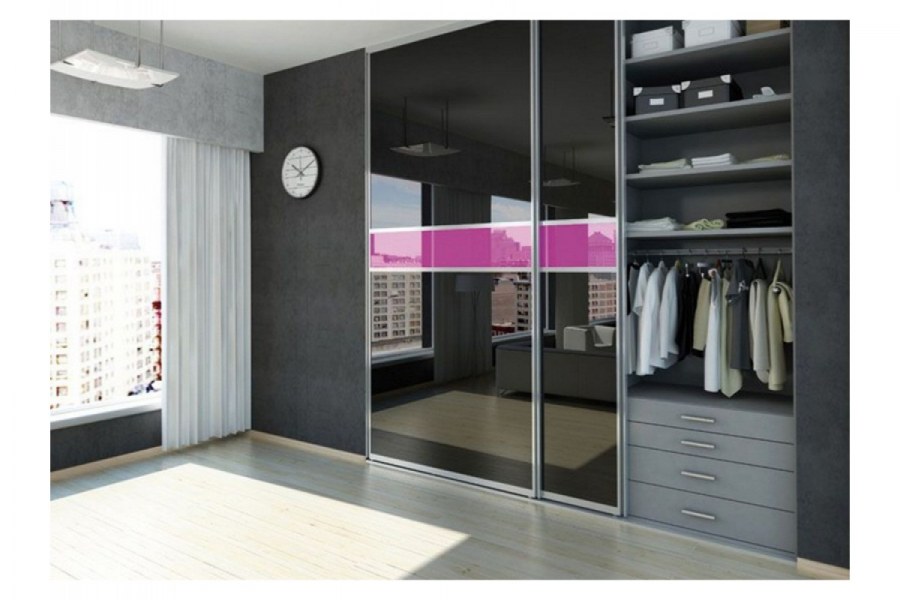 Современный встроенный шкаф